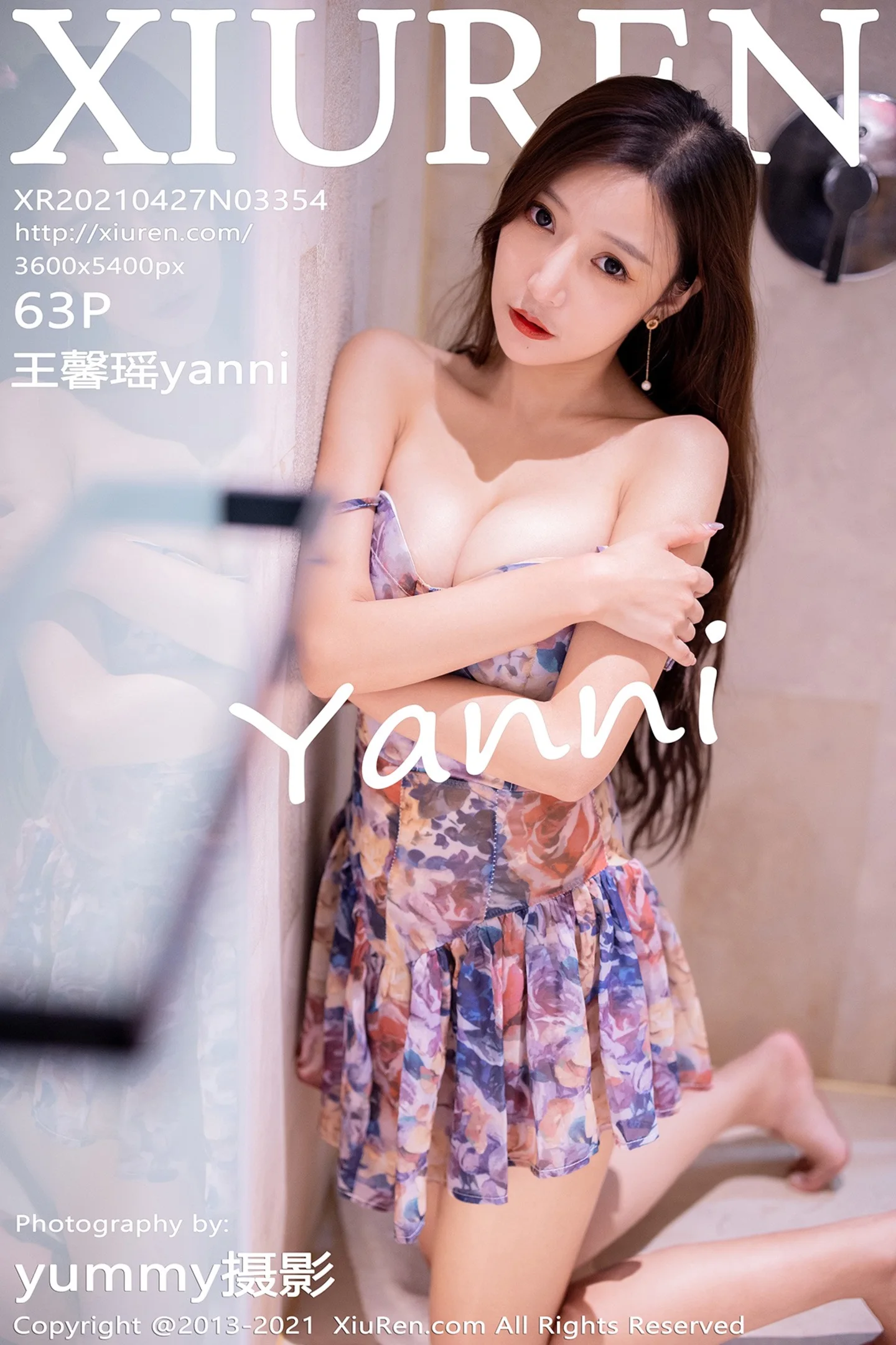 [XiuRen秀人网]No.3354_女神王馨瑶yanni户外碎花吊裙低胸秀丰满身材迷人诱惑写真63P-秀人网 - XiuRen.Space
